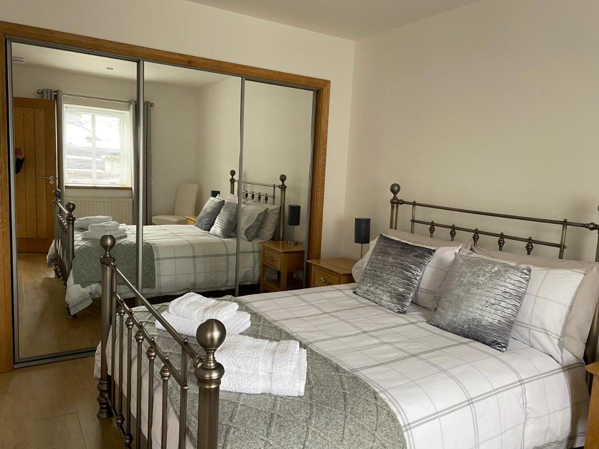 The Den Villa Stuartfield Bagian luar foto